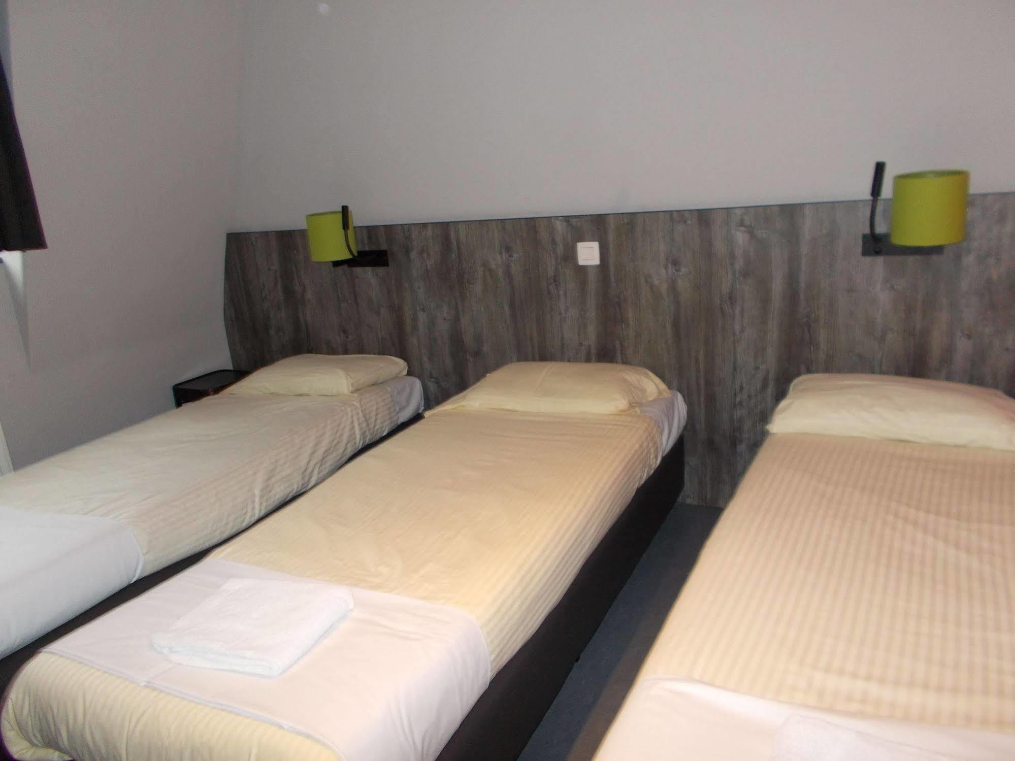 Brxxl 5 City Centre Hostel Брюссель Экстерьер фото