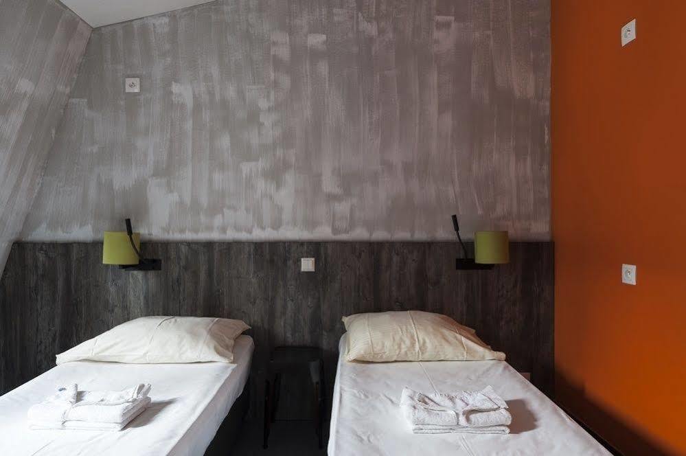 Brxxl 5 City Centre Hostel Брюссель Экстерьер фото